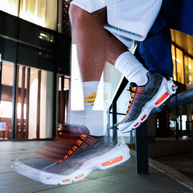 NIKE(ナイキ)の最終値下【ソックス付属】28cm Kim Jones × Air max 95 メンズの靴/シューズ(スニーカー)の商品写真