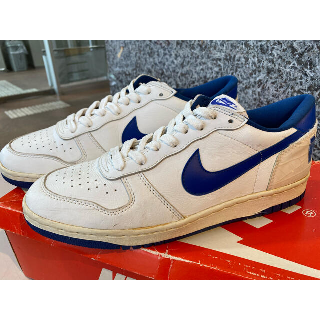 1986 NIKE BIG NIKE LOW OG US11 DEADSTOCK