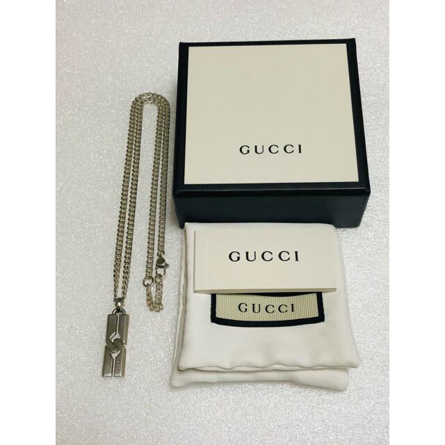 Gucci(グッチ)のGUCCI グッチ ノット インフィニティ シルバー ネックレス 中古 美品 メンズのアクセサリー(ネックレス)の商品写真