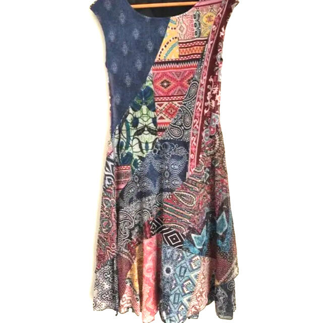 DESIGUAL(デシグアル)の新品✨タグ付き♪定価15,900円　デシグアル ワンピース 大特価‼️ レディースのワンピース(その他)の商品写真