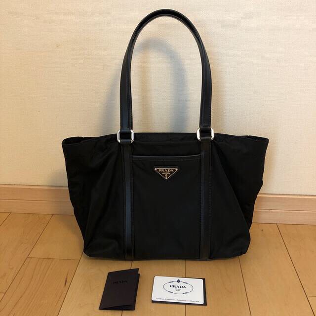 ブラックPRADA トートバック