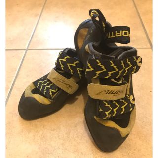 スポルティバ(LA SPORTIVA)のボルダリング　クライミング  シューズ(その他)