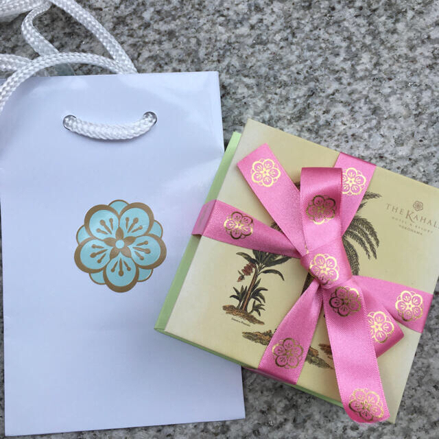 【限定????SAKURA】カハラホテル　横浜　マカダミアナッツ　チョコレート