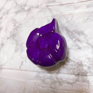 貝のブローチ　ツイステ　フロイド　ジェイド　アズール　ハンドメイド　A(小道具)