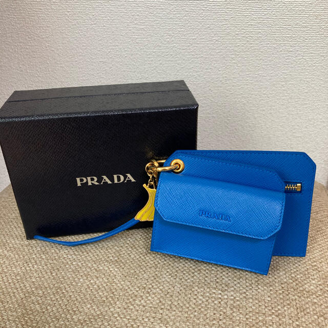 PRADA(プラダ)のプラダ　カードケース　コインケース　バックチャーム レディースのファッション小物(コインケース)の商品写真