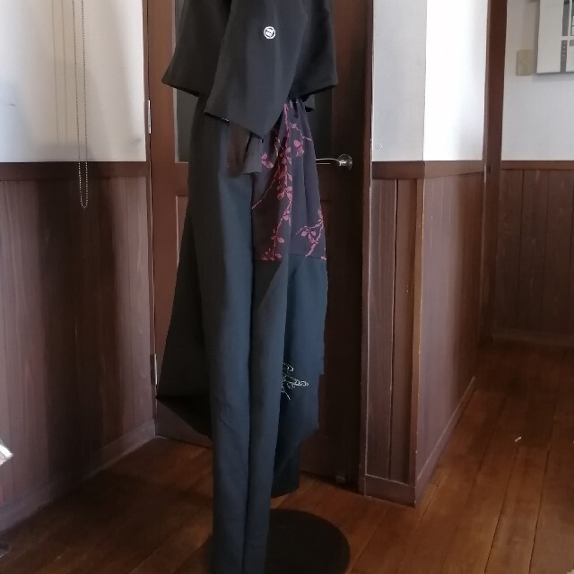 着物リメイク 黒のサルエルパンツの通販 By 夢想庵 ラクマ 着物リメイク 黒のサルエルパンツの通販 By 夢想庵 ラクマ