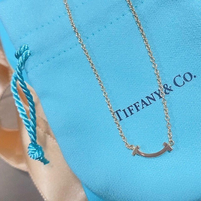 【値下げ中】Tiffany & Co. ティファニーT スマイルブレスレット