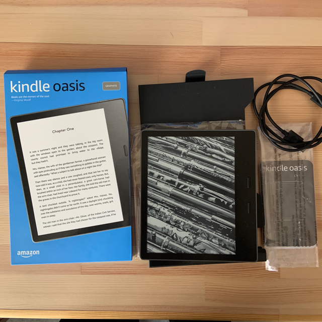 kindle oasis wifi 8GB 広告付き　キンドル　オアシス