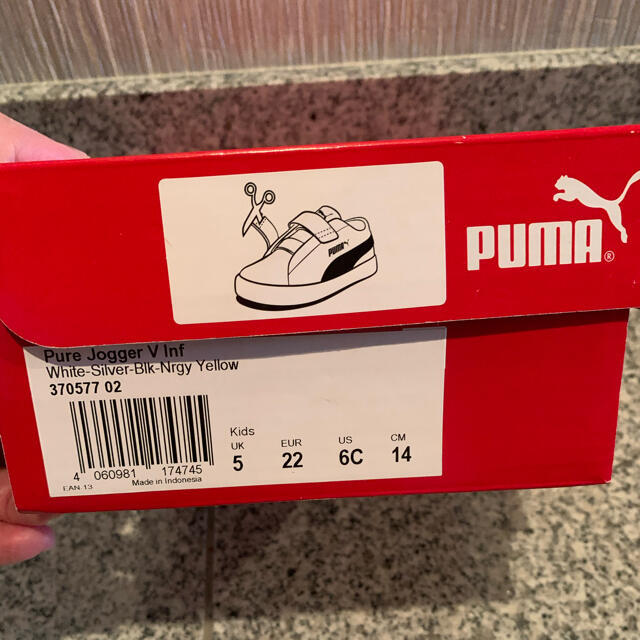 PUMA(プーマ)のプーマ　スニーカー　14センチ キッズ/ベビー/マタニティのベビー靴/シューズ(~14cm)(スニーカー)の商品写真