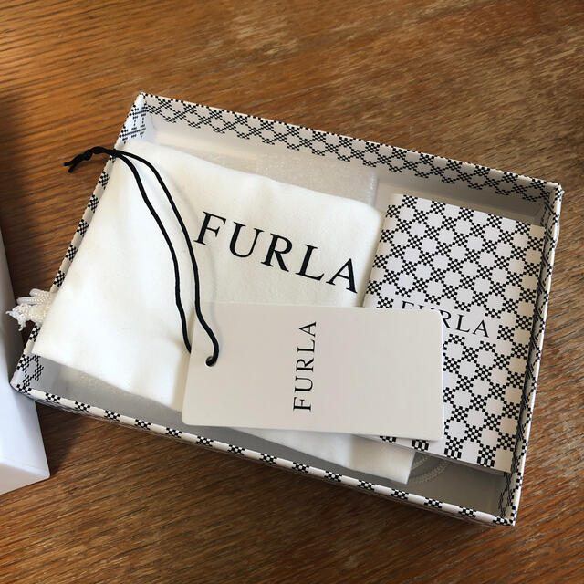 Furla(フルラ)のフルラ        財布　　新品 レディースのファッション小物(財布)の商品写真