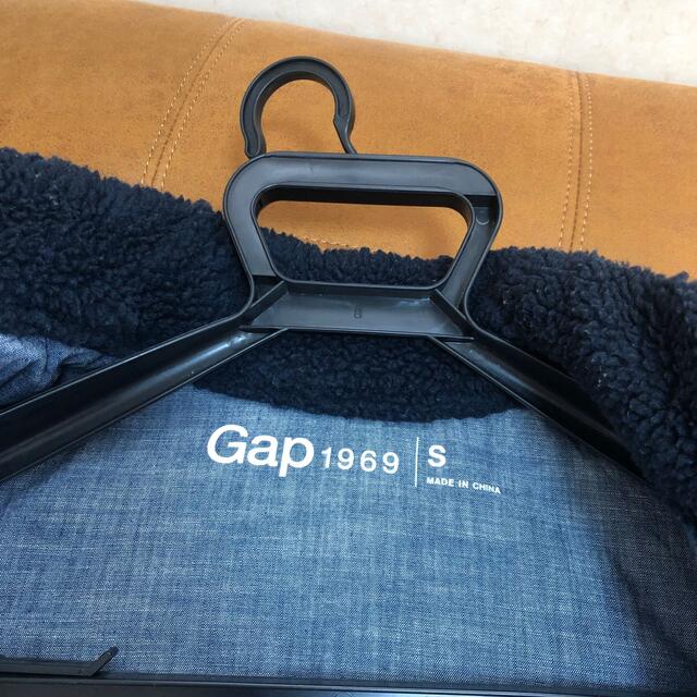 GAP(ギャップ)の売り切り！超目玉★ ギャップ　GAP ダウンベスト メンズのジャケット/アウター(ダウンベスト)の商品写真