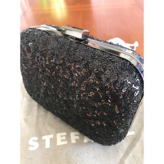 ステファネル(STEFANEL)のステファネル　スパンコール　クラッチバッグ(クラッチバッグ)