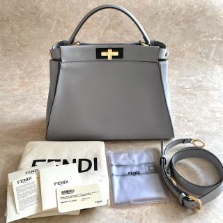 フェンディ(FENDI)のFENDI フェンディ ピーカブー レギュラーサイズ ブルーグレー(ハンドバッグ)