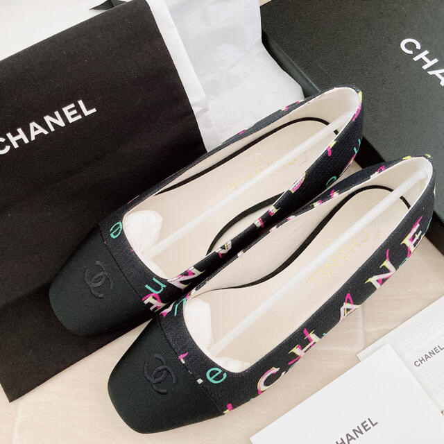 neco67様【CHANEL】ロゴ CC 春夏 ローヒール サイズ36極美品 レディースの靴/シューズ(ハイヒール/パンプス)の商品写真