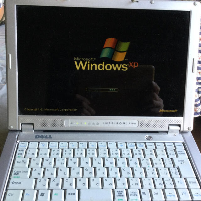 DELL INSPIRION  710m Windows XP バッテリー稼働