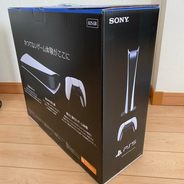 SONY(ソニー)の新品未開封PS5  CFI-1000B01 デジタルエディション　 エンタメ/ホビーのゲームソフト/ゲーム機本体(家庭用ゲーム機本体)の商品写真