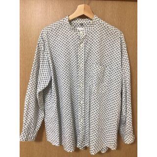 ネストローブ(nest Robe)のtoujours トゥジュー　小花柄　シャツ　バンドカラー(シャツ/ブラウス(長袖/七分))