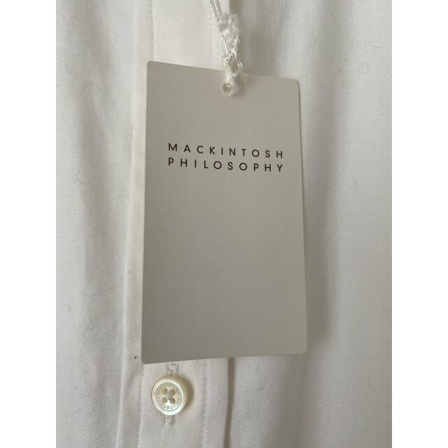 MACKINTOSH PHILOSOPHY(マッキントッシュフィロソフィー)のマッキントッシュフィロソフィー　白シャツ レディースのトップス(シャツ/ブラウス(長袖/七分))の商品写真