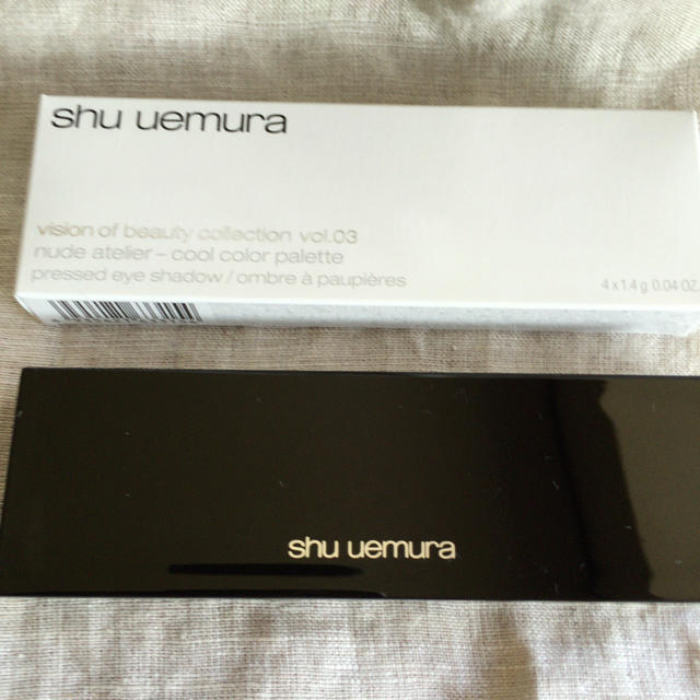 shu uemura(シュウウエムラ)のお値下げ♡  shu uemura ヌードアトリエ ‐ アイシャドー パレット  コスメ/美容のベースメイク/化粧品(アイシャドウ)の商品写真