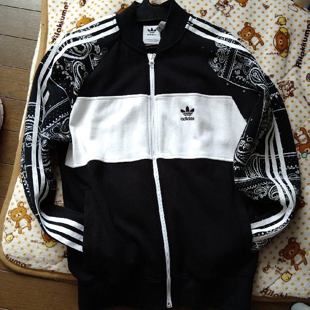 adidasOriginals　トラックジャケット　男女