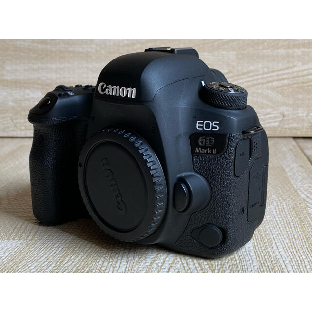 Canon EOS 6D MarkⅡ  単焦点セットおまけ付