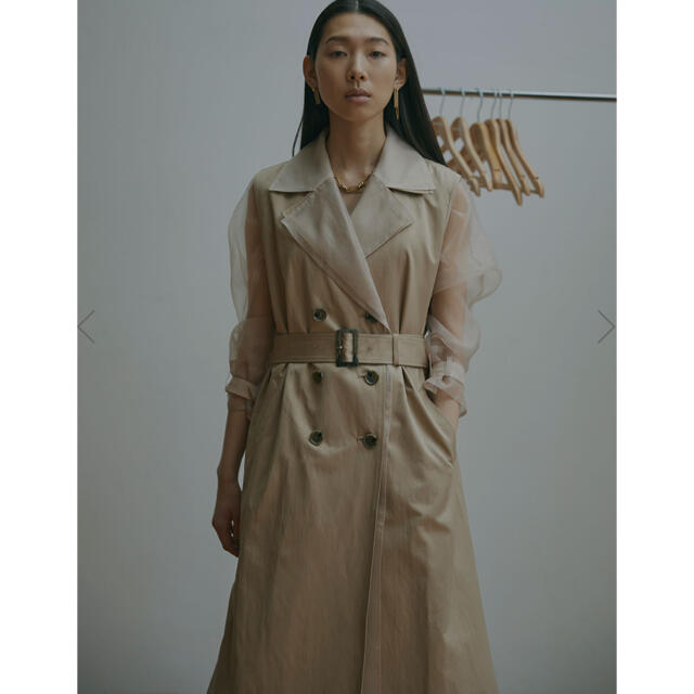 Ameri VINTAGE(アメリヴィンテージ)のAMERIVINTAGE  4WAY SHEER DOCKING TRENCH レディースのジャケット/アウター(トレンチコート)の商品写真