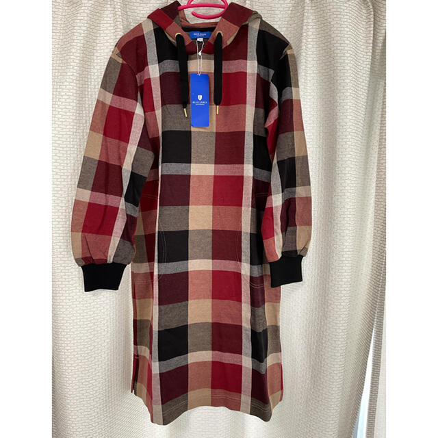 BURBERRY BLUE LABEL(バーバリーブルーレーベル)の新品　ブルー　レーベル　クレストブリッジ　ワンピース レディースのワンピース(ひざ丈ワンピース)の商品写真