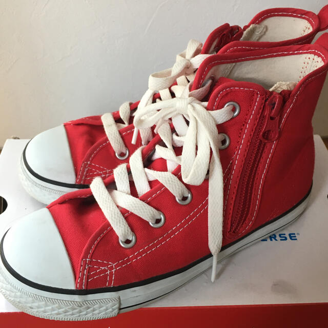 CONVERSE(コンバース)のコンバースハイカット　赤　20センチ キッズ/ベビー/マタニティのキッズ靴/シューズ(15cm~)(スニーカー)の商品写真