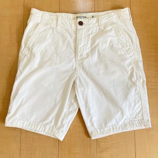 アバクロンビーアンドフィッチ(Abercrombie&Fitch)のアバクロAbercrombie&Fitchハーフパンツ ショートパンツ　ホワイト(ショートパンツ)