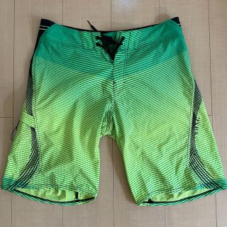 ハーレー(Hurley)のBILLABONG ビラボングリーンDEUSボードショーツ サーフパンツ 水着(水着)