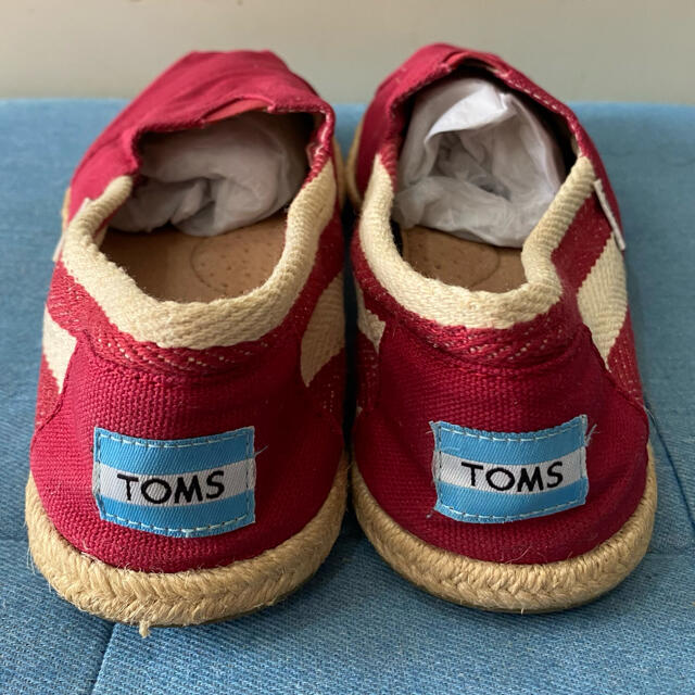 TOMS(トムズ)のTOMS トムスフラットシューズ  TOMSスリッポン　トムズスリッポン レディースの靴/シューズ(スリッポン/モカシン)の商品写真