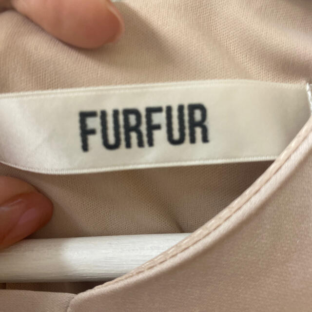 fur fur(ファーファー)のfurfur アシンメトリー　ワンピース　 レディースのワンピース(ひざ丈ワンピース)の商品写真