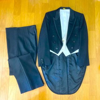 【レディース】燕尾服上下三つ揃い　ラメ入り　ステージ衣装(礼服/喪服)