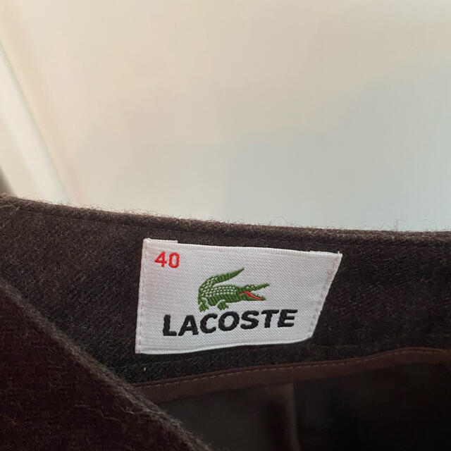 LACOSTE(ラコステ)の美品　ラコステ　スカート　ブラウン レディースのスカート(ひざ丈スカート)の商品写真