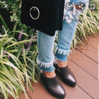 マウジー(moussy)のMOUSSY　クラッシュデニム　25インチ(デニム/ジーンズ)