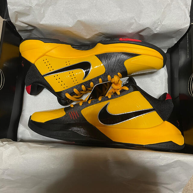 NIKE(ナイキ)のNike Kobe 5 Protro Bruce Lee   メンズの靴/シューズ(スニーカー)の商品写真