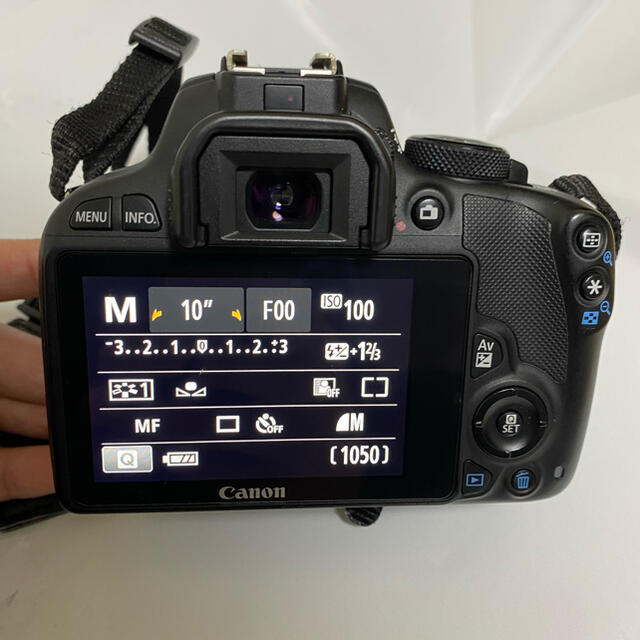 Canon EOS KISS X7 Wズームキット【専用】