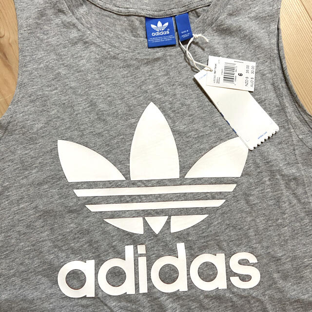 adidas(アディダス)のアディダス　タンクトップ レディースのトップス(タンクトップ)の商品写真