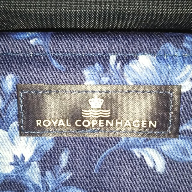 ROYAL COPENHAGEN(ロイヤルコペンハーゲン)のROYALCOPENHAGEN ティッシュケース インテリア/住まい/日用品のインテリア/住まい/日用品 その他(その他)の商品写真