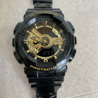 ジーショック(G-SHOCK)のG-SHOCK 腕時計　GOLD×BLACK 美品(腕時計(デジタル))