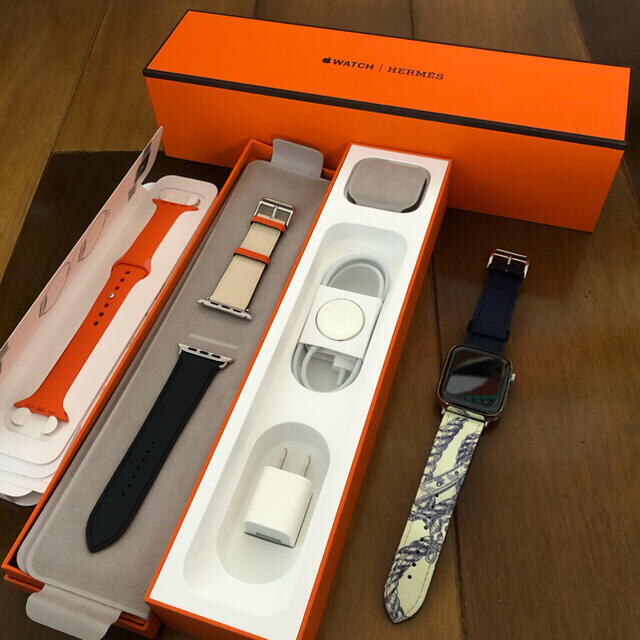 series 4 hermes