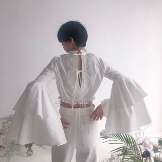 ロザリームーン(Rosary moon)のRosarymoon♡Bell Sleeves Short Blouse(シャツ/ブラウス(長袖/七分))