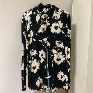 ザラ(ZARA)のZARA 花柄シャツ(シャツ)