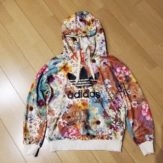 アディダス 花柄 パーカー レディース の通販 0点以上 Adidasのレディースを買うならラクマ