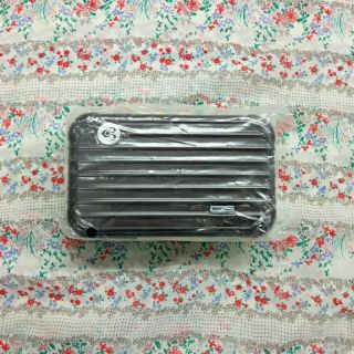 RIMOWA(ポーチ)のフリマアイテム一覧 RIMOWA(ポーチ)のフリマアイテム一覧