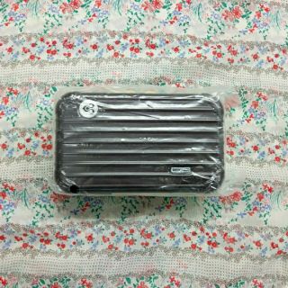 リモワ(RIMOWA)の【完全未開封】タイ国際航空　アメニティケース　リモワ   RIMOWA(ポーチ)