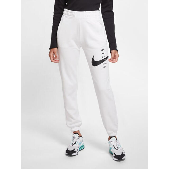 NIKE(ナイキ)の【新品】NIKE AS W NSW SWSH PANT FLC BB レディースのパンツ(カジュアルパンツ)の商品写真