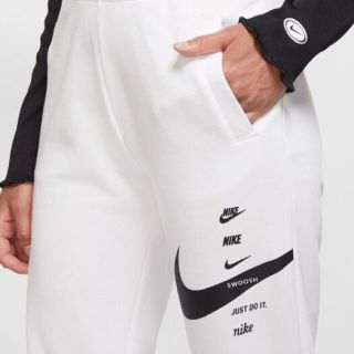 ナイキ(NIKE)の【新品】NIKE AS W NSW SWSH PANT FLC BB(カジュアルパンツ)