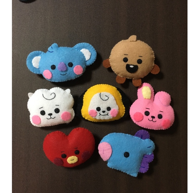 BT21 COOKY CHIMMY TATA RJぬいぐるみバッジ BT21 ぬいぐるみバッジ chimmy TATA cooky マンネライン