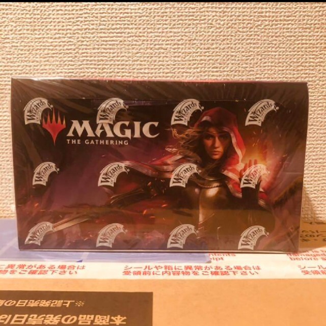 マジック：ザ・ギャザリング(マジックザギャザリング)のエルドレインの王権 ブースターパック 日本語版 1BOX 新品未開封 エンタメ/ホビーのトレーディングカード(Box/デッキ/パック)の商品写真